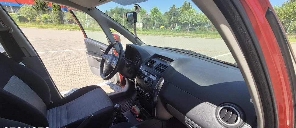 Suzuki SX4 cena 21700 przebieg: 245025, rok produkcji 2008 z Gliwice małe 121